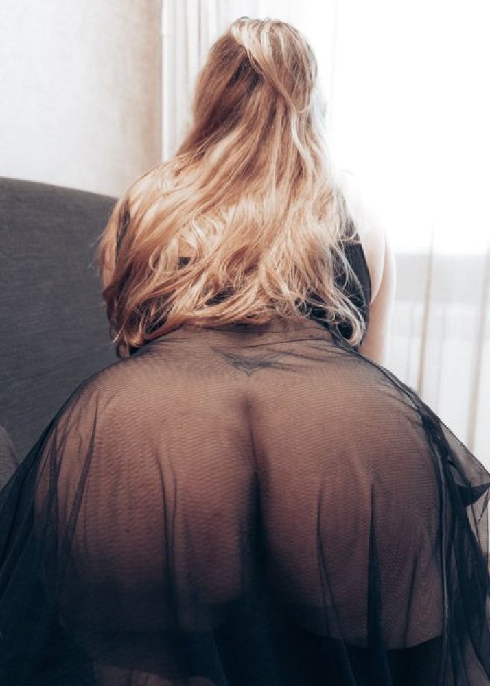 Индивидуалка Алёна фото № 2 в городе Оленегорск