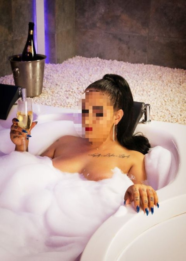 Индивидуалка Дина фото № 2 в городе Оленегорск